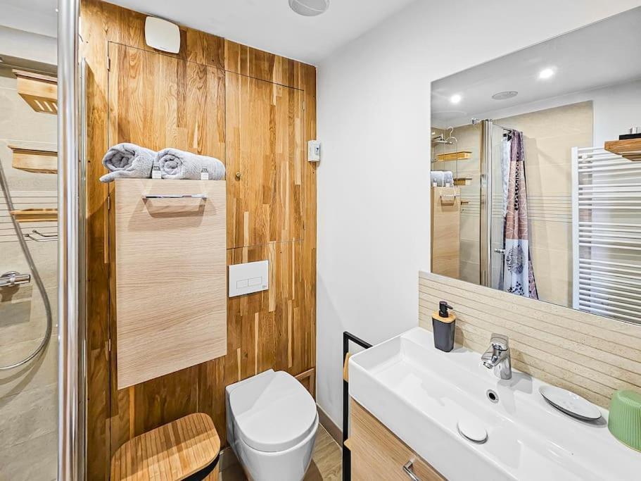 L'Escale Caennaise Apartment ภายนอก รูปภาพ