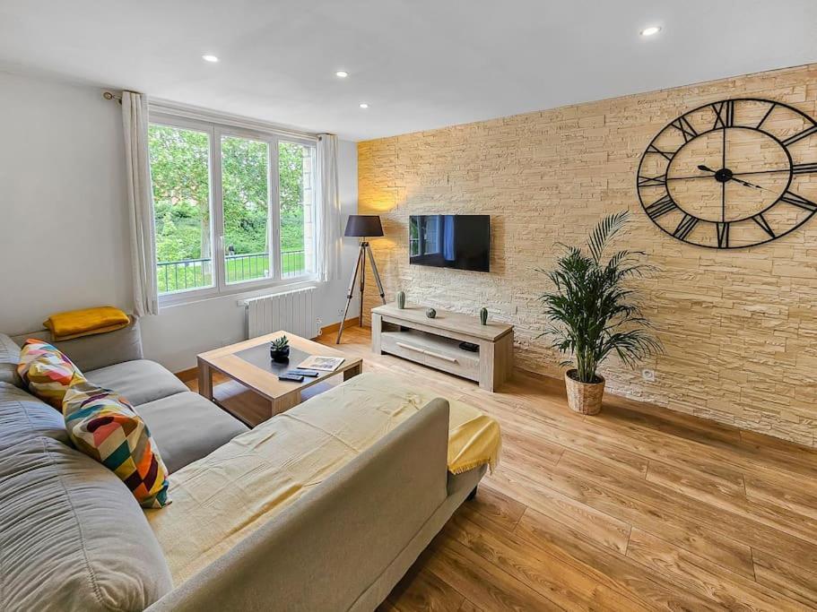 L'Escale Caennaise Apartment ภายนอก รูปภาพ